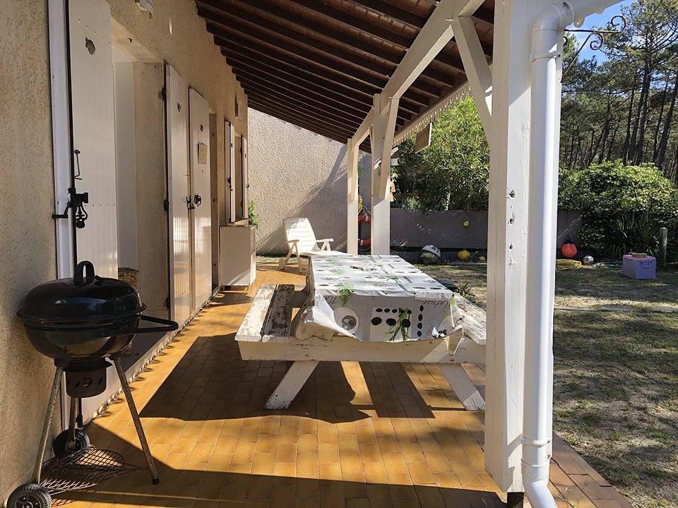 House in a little paradise, a stone's throw from the waves in Hourtin Plage, Hourtin