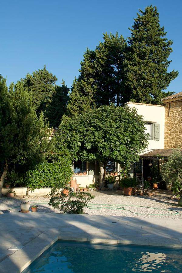 Chambre d’hôte pour 4 personnes, avec jardin ainsi que vue et piscine, animaux acceptés à Bédarrides - 3