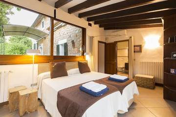 Finca Für Gruppen für 9 Personen in Sóller, Serra de Tramuntana, Bild 1