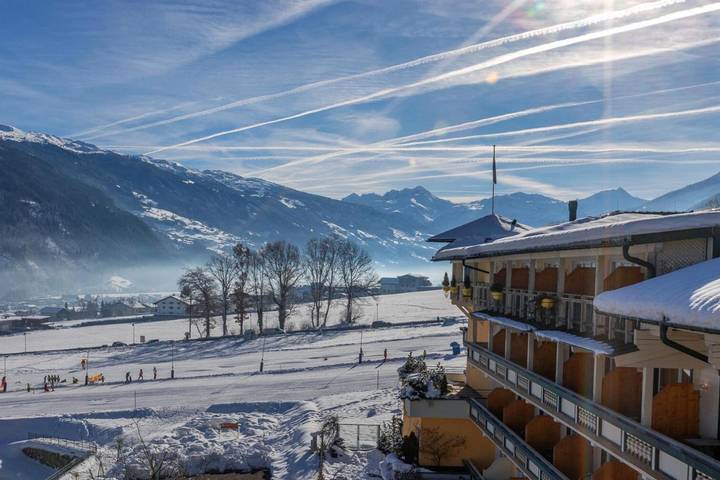 Hôtel pour 2 personnes, avec piscine et jardin ainsi que sauna et jacuzzi