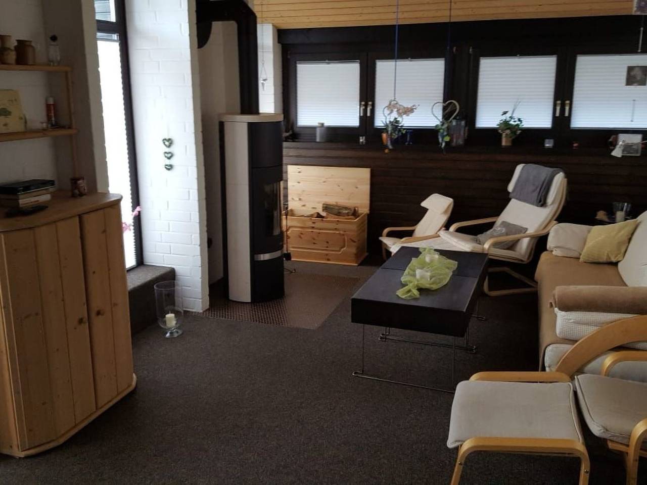 Amselnest in Bromskirchen, Waldecker Land