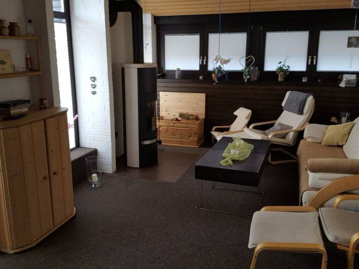 Ferienhaus für 6 Personen, mit Terrasse und Garten sowie Ausblick in Bromskirchen - 2