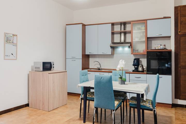 Entire apartment, Apartment 'Tramonto Mediterraneo' with Sea View, Wi-Fi and Air Conditioning in Mazara del Vallo, Mazara del Vallo Region
