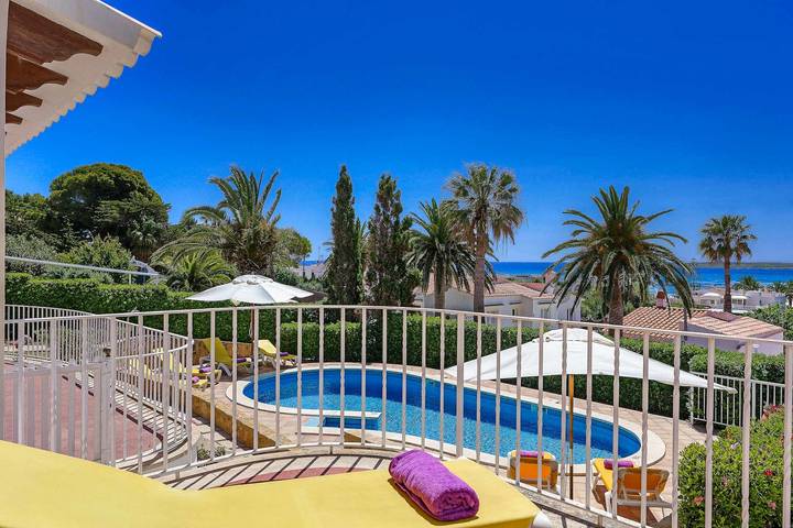 Villa pour 9 personnes avec terrasse in Punta Prima, Sant Lluís