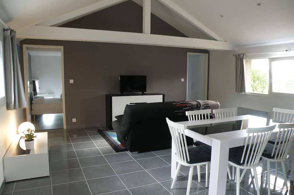 Appartement entier, Appartement avec vue dominante sur le lac d'Aydat in Aydat, Parc naturel régional des Volcans d'Auvergne