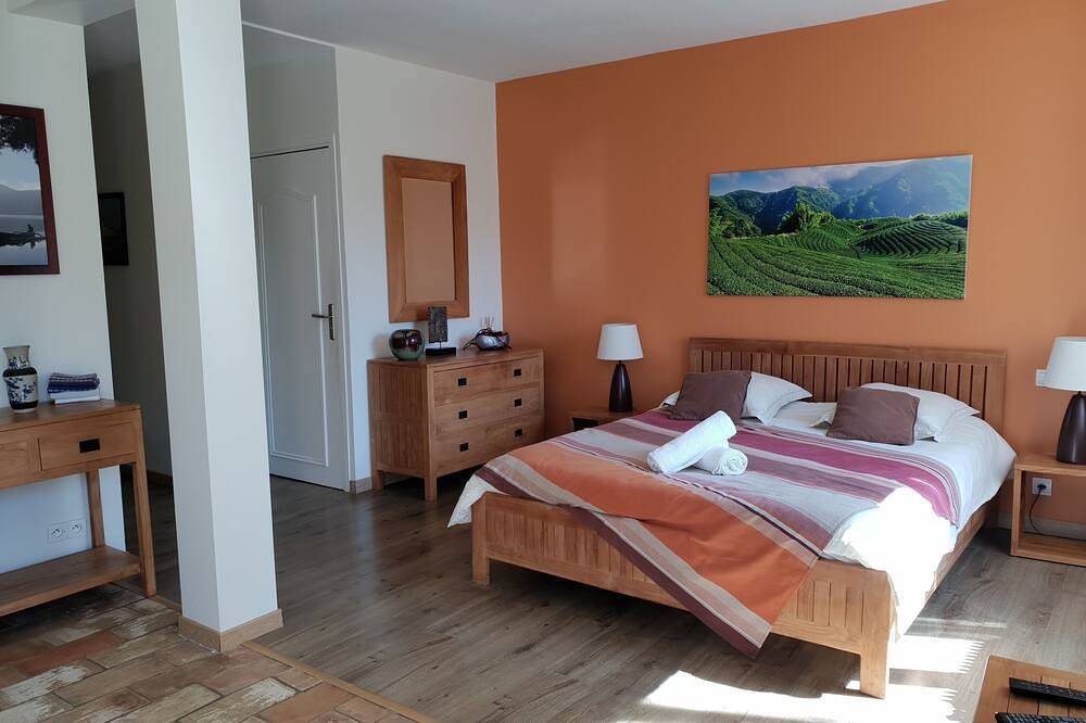 Très belle suite dans villa de charme in Cagnes-sur-Mer, Côte méditerranéenne (France)