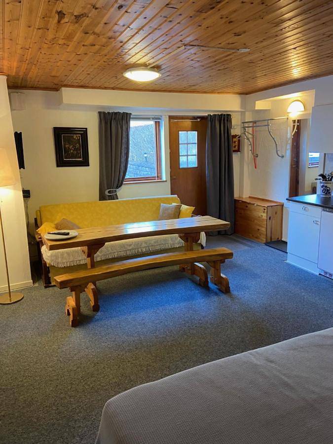Appartement entier, Huddinge Studio with Private Entrance in Huddinge, Mer Baltique suédoise