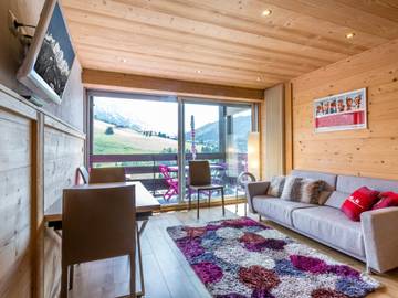 Gîte pour 3 personnes, avec terrasse, animaux acceptés à La Clusaz