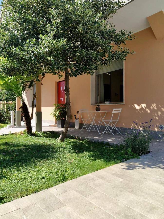 Villa Joy - Iconic Heritage Rooms in Gente di Mare (Montesilvano), Montesilvano