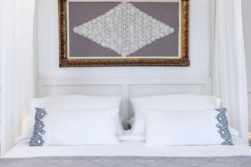 Outstanding Patmos Villa | 3 Bedrooms | Villa Harbour View | Infinty Pool | Amazing Skala Views in Skala (Patmos), Dodekanes