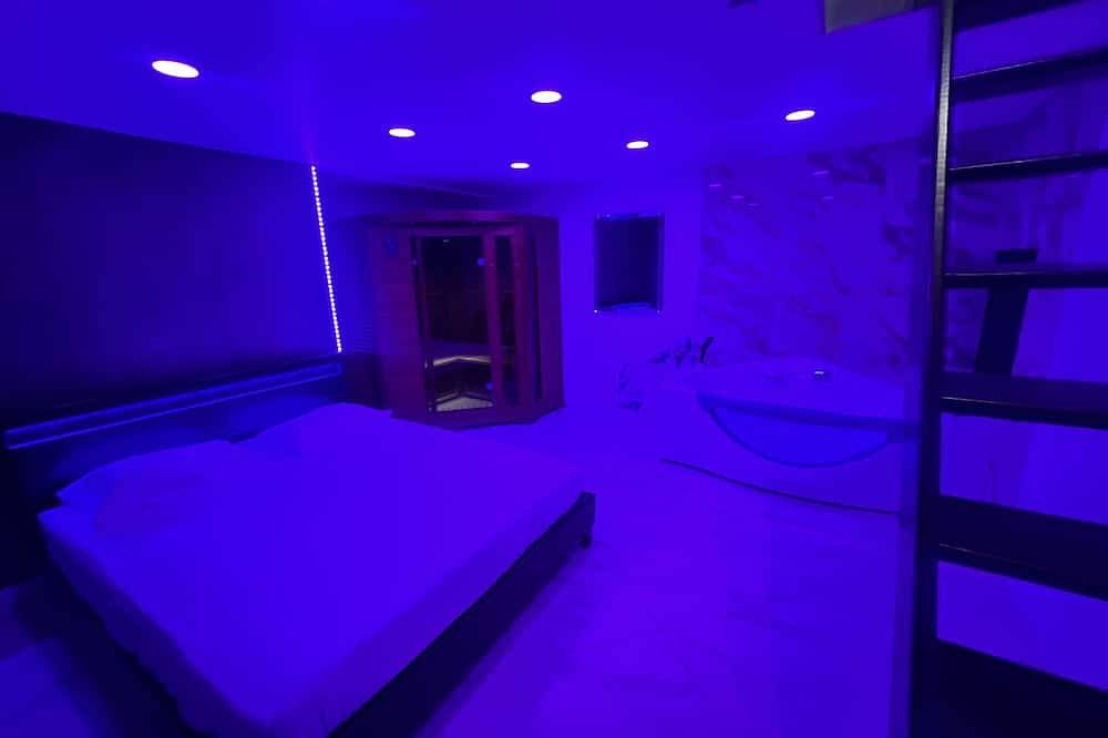 Maison Appartement Triplex Avec Jacuzzi et Sauna in Saint-Étienne, Pilat Regional Nature Park