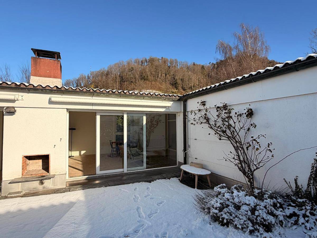 Komfortables Atriumhaus bei Zürich, Garten, Ruhe, Parking und Waschmaschine in Stallikon, Kanton Zürich