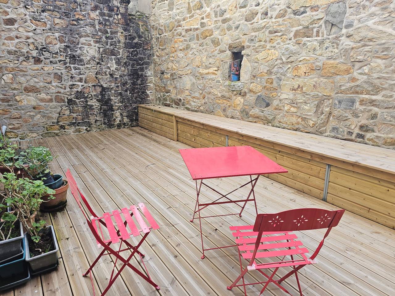 Casa Vacacional 'Le Toudouze, Au Bord Du Quai' con Vista al Mar y Terraza Privada in Camaret-sur-Mer, Iroise