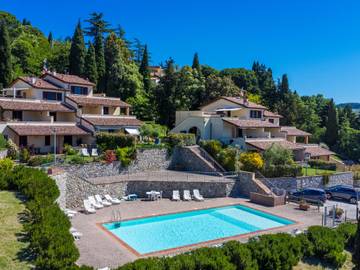 Ferienwohnung für 4 Personen, mit Ausblick und Terrasse in Riparbella