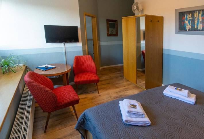 Ferienhaus für 2 Personen, mit Terrasse und Whirlpool sowie Garten und Sauna in Zirkow - 3