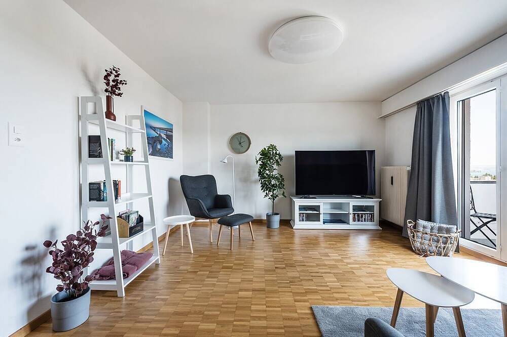 Ganze Wohnung, Modernes 2.0 Zimmer Apartment im Zentrum von Kreuzlingen in Kreuzlingen, Bodensee (Schweiz)