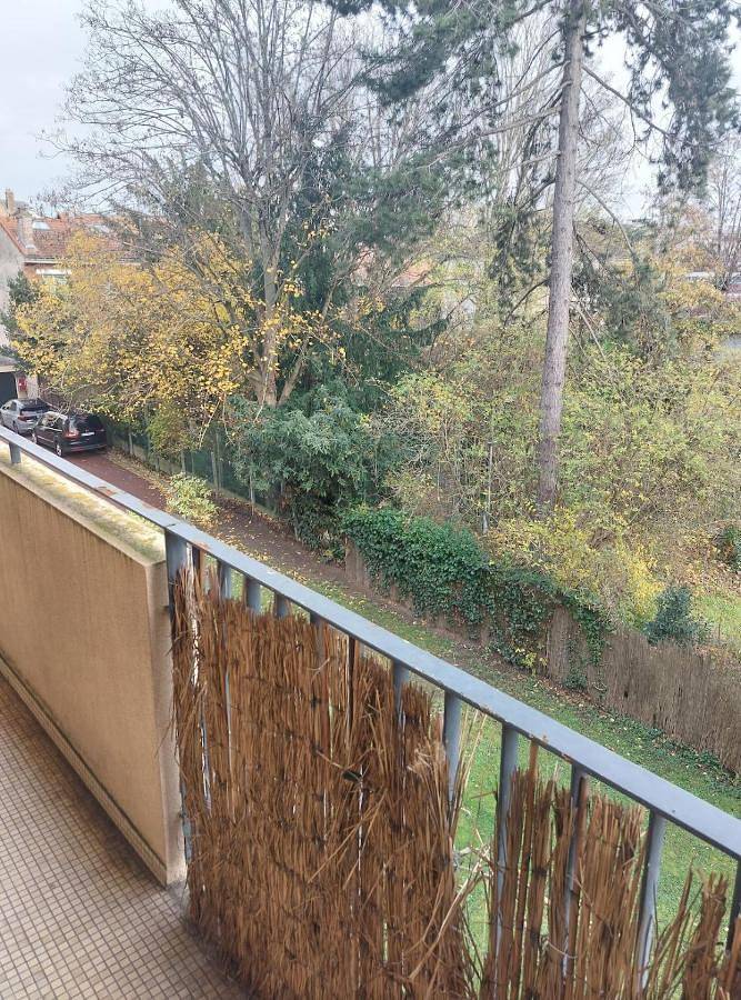 Gîte pour 3 personnes, avec jardin et balcon à Saint-Cloud - 2