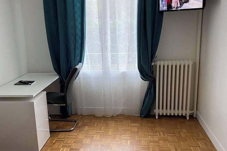 Gîte pour 9 personnes à Saint-Ouen-l'Aumône - 3