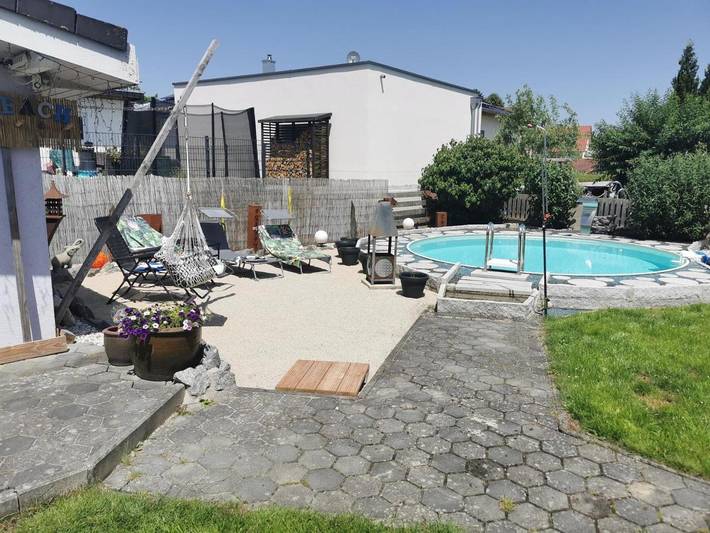 Ferienwohnung für 6 Personen, mit Balkon und Terrasse sowie Garten und Pool in Nittenau - 4