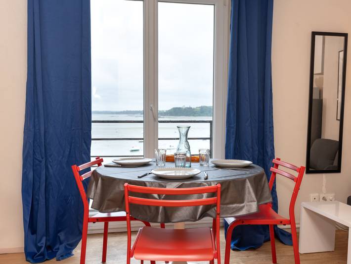Location de vacances pour 3 personnes, animaux acceptés dans Port de Cancale