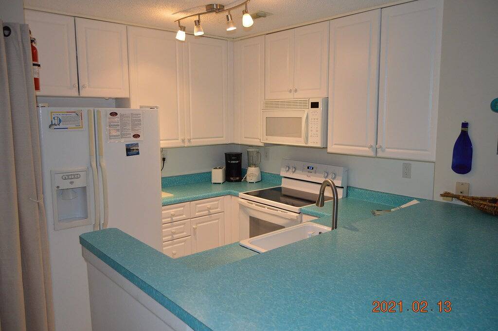 Villa Capriani Resort Ocean Front #2- King Suitetwo in North Topsail Beach, Topsail Island