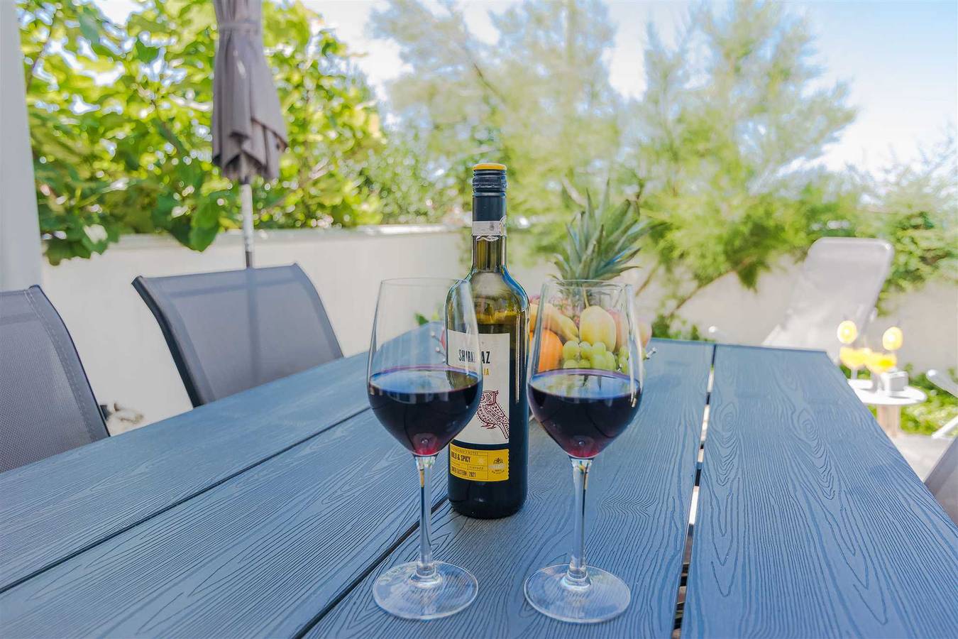 Geheel appartement, Vakantieappartement voor 4 personen met terras in Vir
