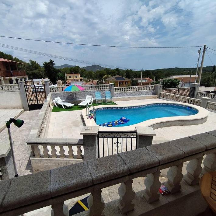 Casa rural para 8 personas, con Balcón y Terraza además de Piscina y Vistas en El Montmell - 2