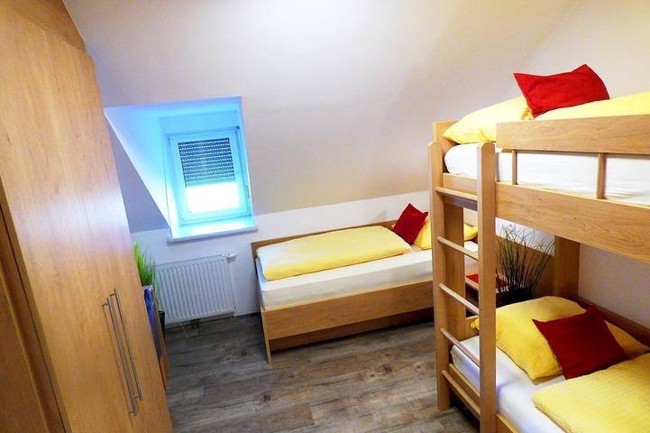 Ganze Wohnung, Balkonwohnung C mit zwei getrennten Schlafzimmern in Mörbisch am See, Leithaberg