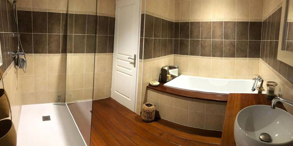 Gîte pour 2 personnes, avec piscine ainsi que jardin et terrasse à Saint-André-de-Sangonis - 3