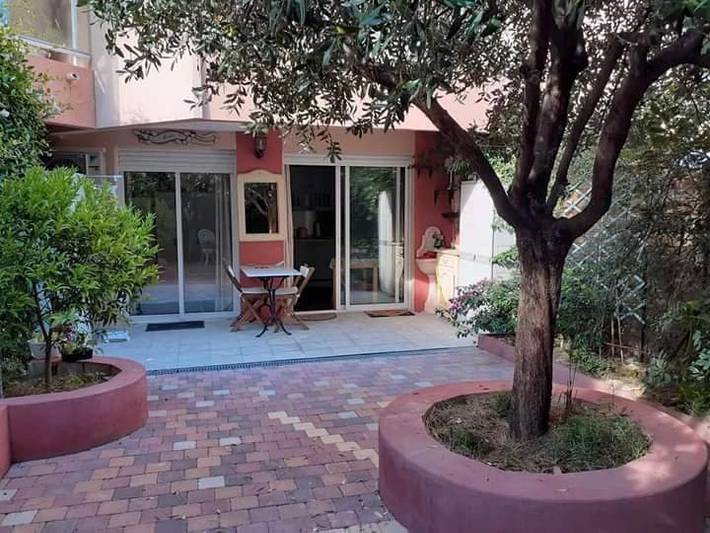 Appartement de vacances pour 4 personnes, avec Terrasse ainsi que Jardin et Vue