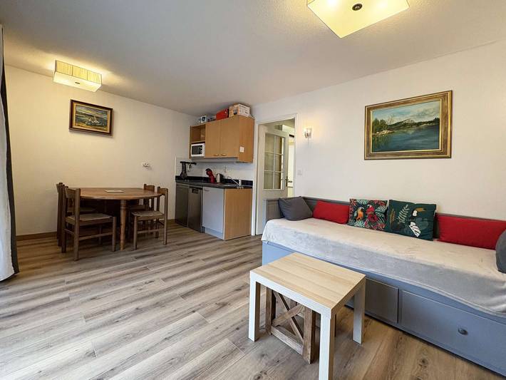 Gîte pour 4 personnes, avec Balcon ainsi que Terrasse et Piscine à Les Orres - 2