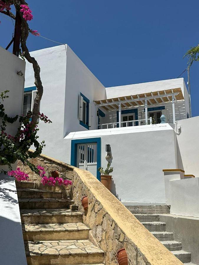 Villa voor 6 personen, met uitzicht en terras in Leros