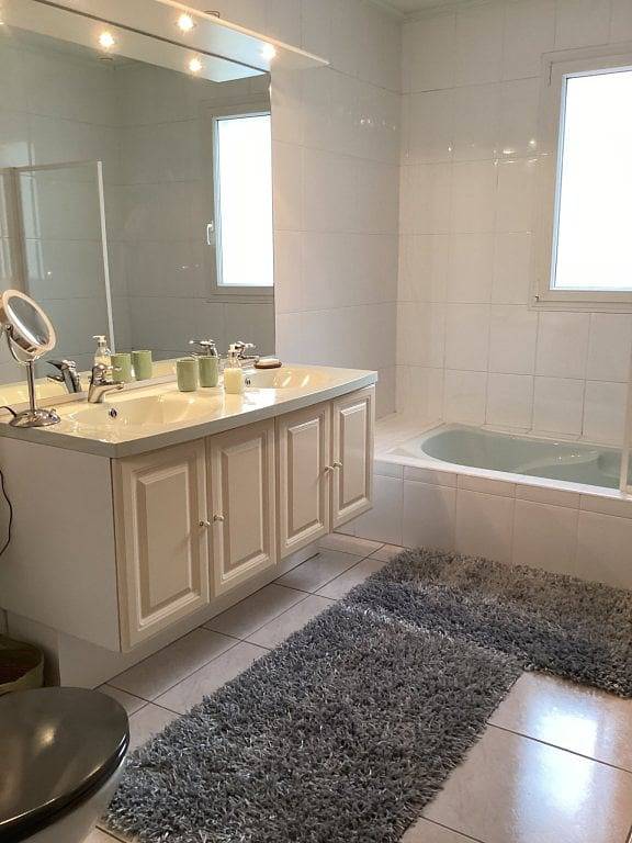 Chambre d’hôte pour 2 personnes, avec piscine et jardin dans l' Isère - 4