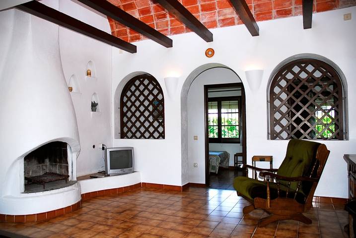 Ferienhaus für 6 Personen, mit Terrasse und Garten an der Costa Brava - 3