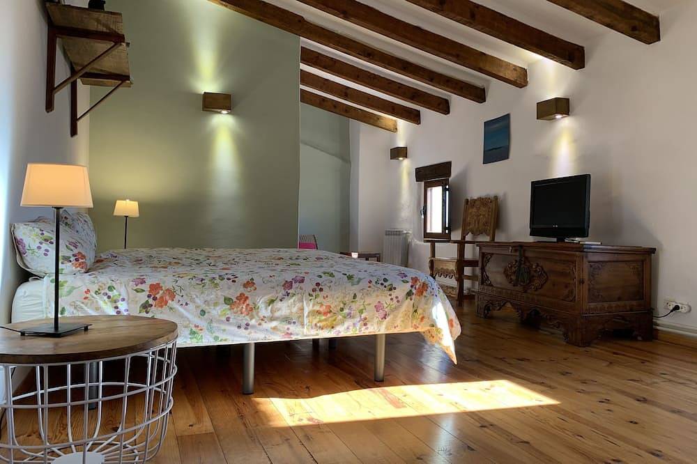 Old House of Pedro Chicote (El Sal Sal) for 6 / 7personas in Zafra de Záncara, Cuenca Province