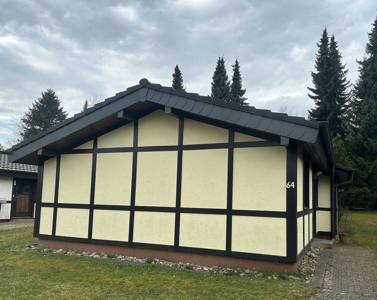 Voll ausgestattetes Ferienhaus "Robinson" Nr.64 mit überdachter Terrasse in Waldbrunn, Neckar-Odenwald-Kreis