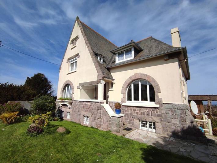 Chambre d’hôte pour 2 personnes, avec vue et jardin, adapté aux familles à Paimpol - 2