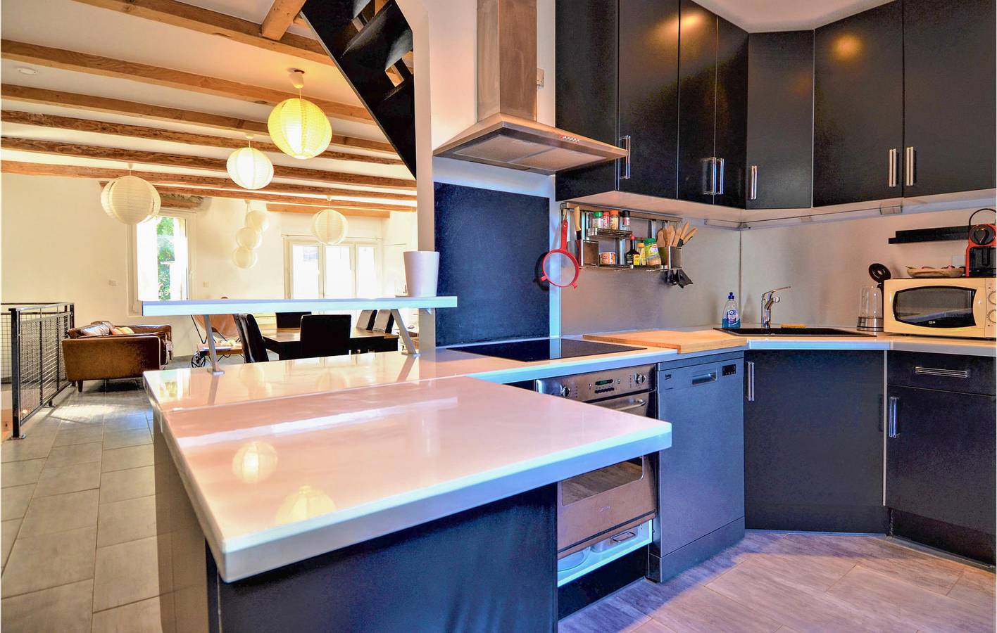 Laudun l'Ardoise 200m : Appartement douillet climatisé avec commodités in Laudun-l'Ardoise, Région de Nîmes