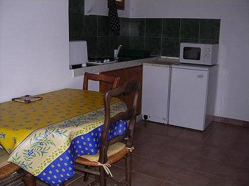 Gîte pour 2 personnes, avec jardin ainsi que piscine et terrasse dans la Drôme - 2