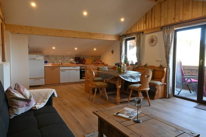 Bauernhaus für 5 Personen, mit Seeblick und Garten, kinderfreundlich in den Bayerische Alpen - 3