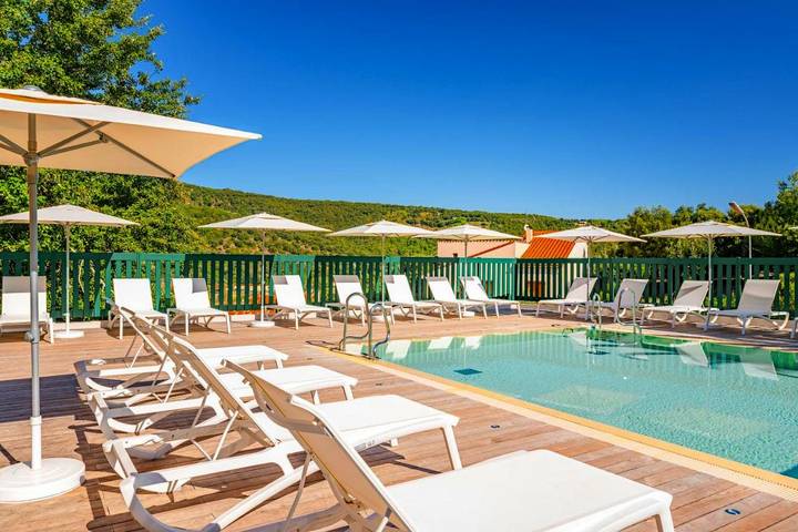 Hôtel pour 2 personnes, avec jardin et piscine