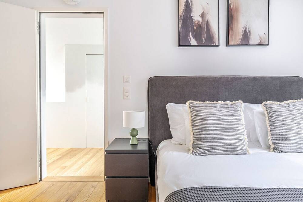 Apartamento inteiro, Blueground | Opfikon, terrace, nr Zürich Airport in Opfikon, Cantão de Zurique