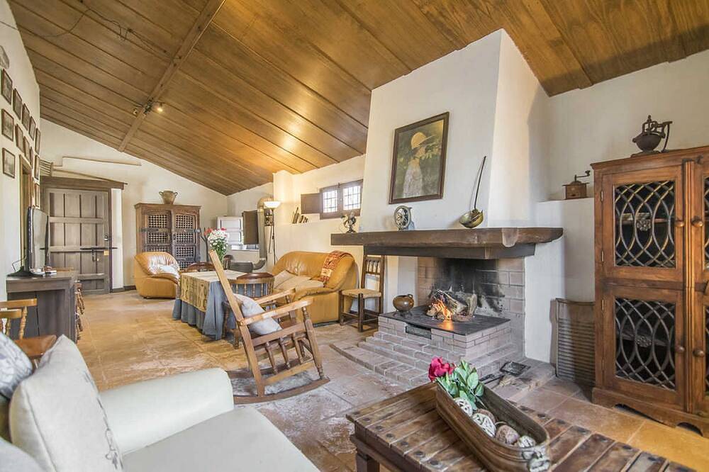 Casa Rural para 7 Personas en Escóznar, Íllora