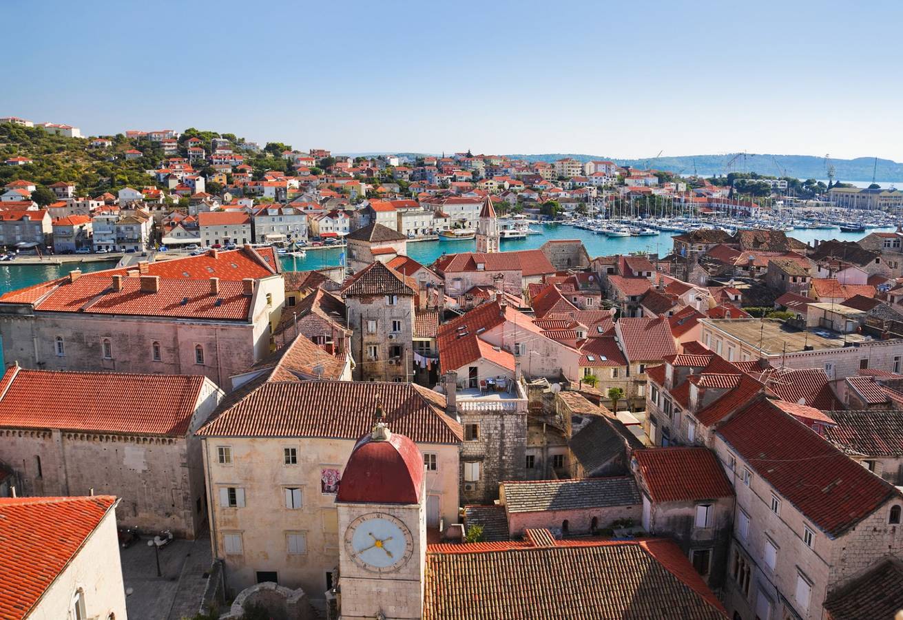 Ganze Wohnung, Ferienwohnung in Trogir mit Meerblick, Terrasse, Klimaanlage, W-Lan (3459-2) in Trogir, Ciovo