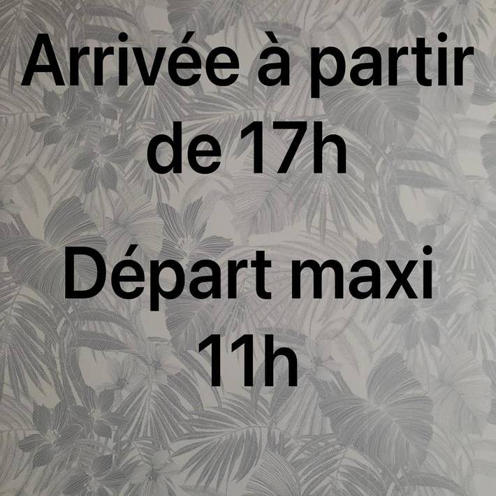 Chambre d’hôte pour 5 personnes, avec vue et jardin dans l' Ain - 2