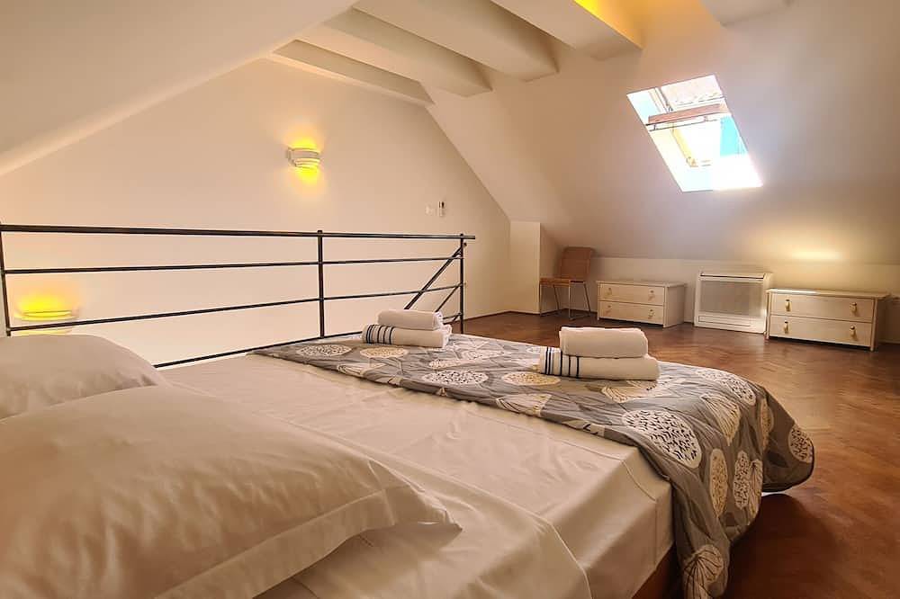 House Stone house Skor - Stari Grad - island Hvar in Stari Grad, Hvar