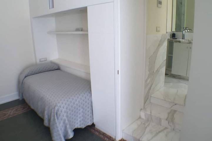 Entire apartment, Elegant and quiet apartment in the city center in Piano di Sorrento, Naples Province