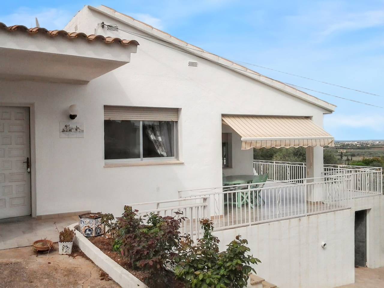 Elegant Villa in Benicarló with Private Pool in Benicarló, Costa del Azahar