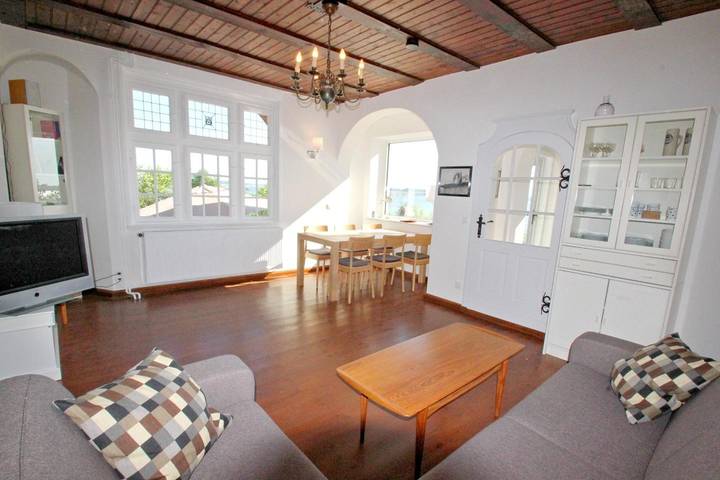 Ferienhaus für 6 Personen, mit Terrasse und Garten in Altefähr - 4