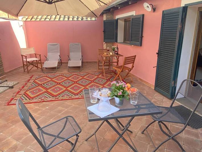 Location de vacances pour 2 personnes, avec terrasse et jardin, animaux acceptés à Milo - 4